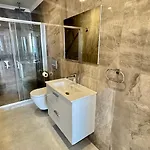 Atlantis Malibu By Carrington