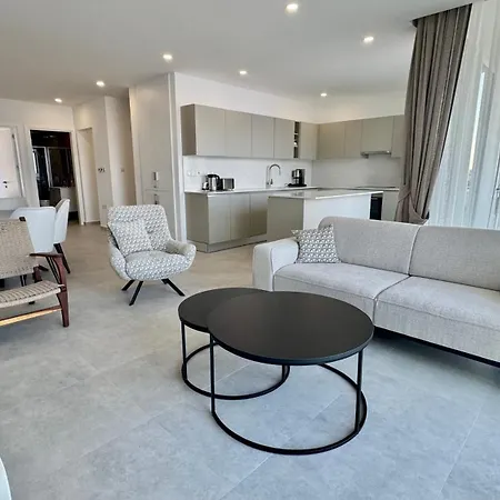 Atlantis Malibu By Carrington Apartament