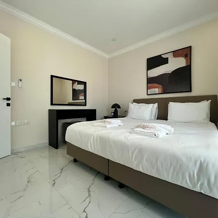 Atlantis Malibu By Carrington Akanthou