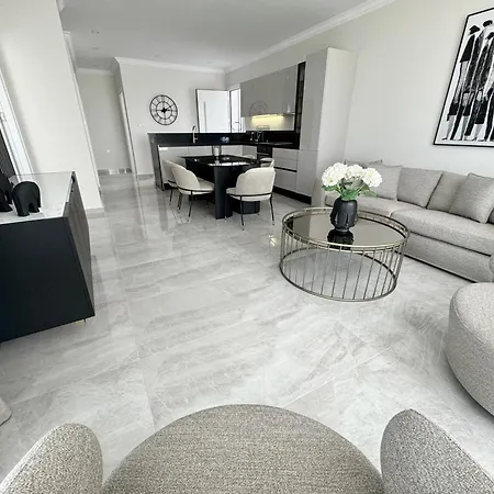 Atlantis Malibu By Carrington