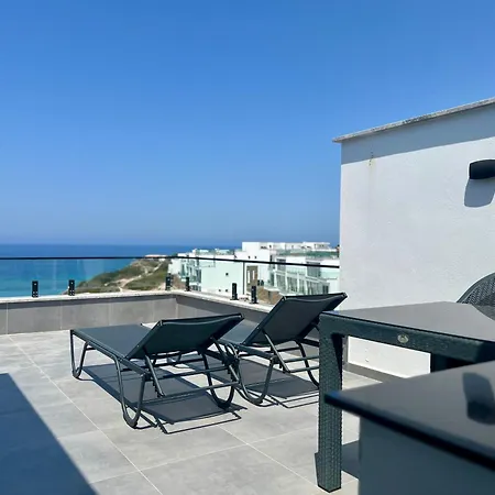 Atlantis Malibu By Carrington Apartmán *