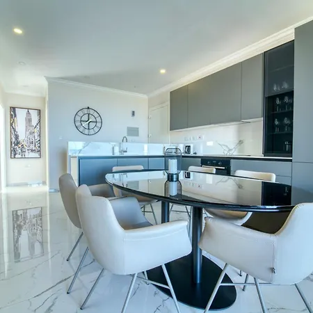 Atlantis Malibu By Carrington