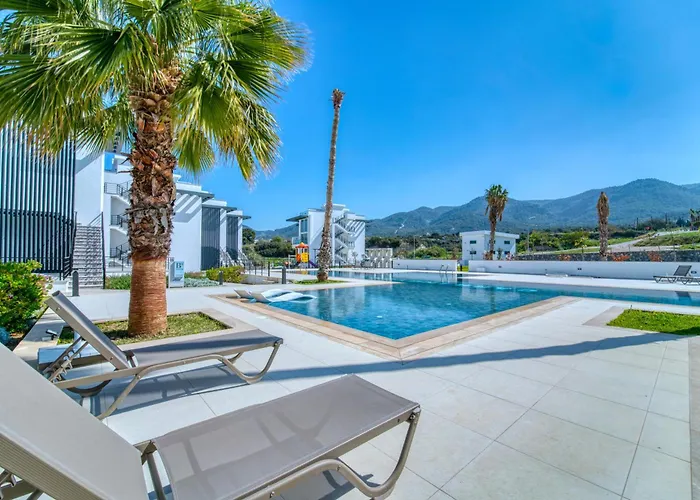 Atlantis Malibu By Carrington *