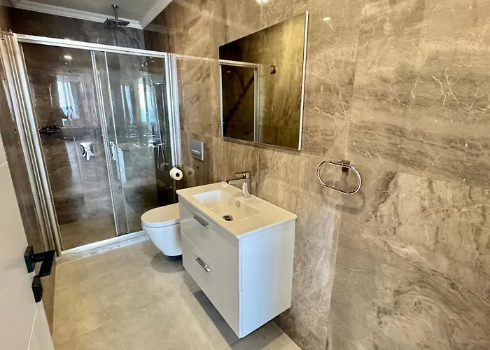 Atlantis Malibu By Carrington