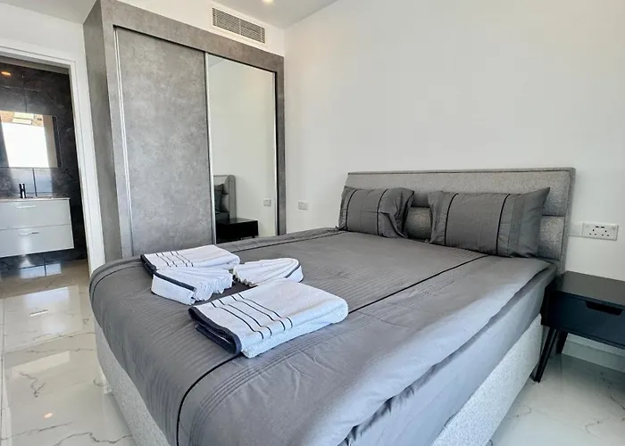 Atlantis Malibu By Carrington