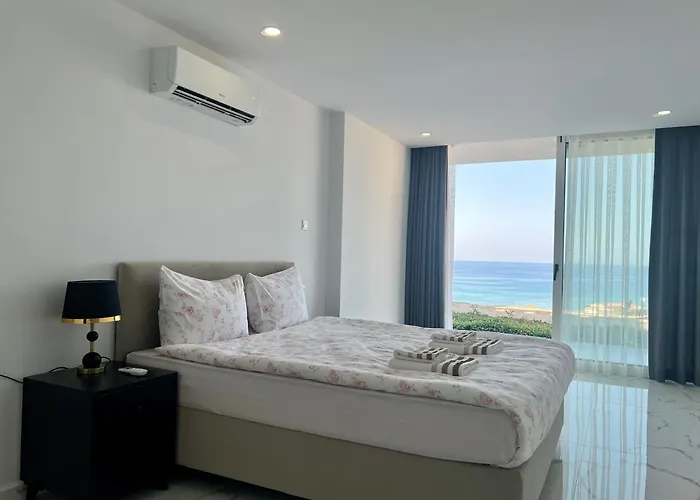 Atlantis Malibu By Carrington