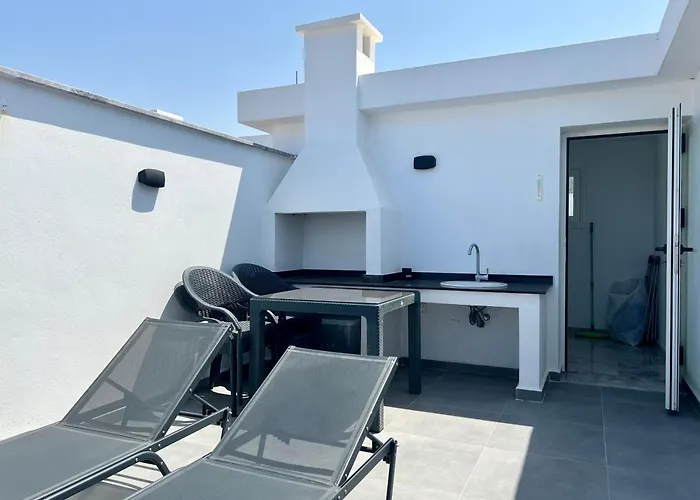 Atlantis Malibu By Carrington *