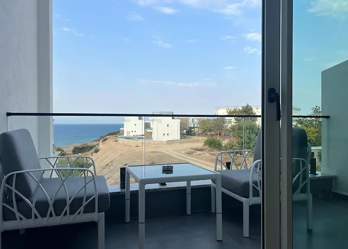 Atlantis Malibu By Carrington * Kyrenia (Northern Cyprus)