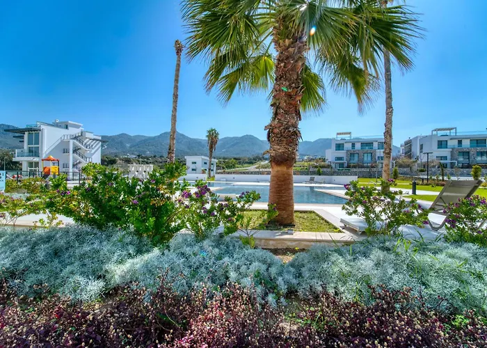 Atlantis Malibu By Carrington