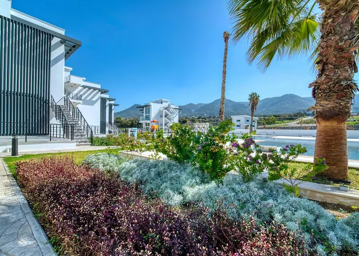 Atlantis Malibu By Carrington * Kyrenia (Northern Cyprus)