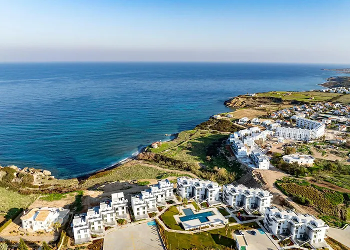 Atlantis Malibu By Carrington *