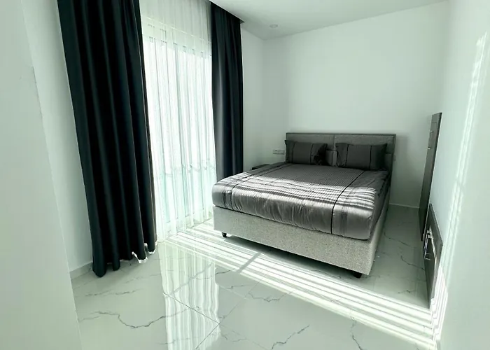 Atlantis Malibu By Carrington * Kyrenia (Northern Cyprus)